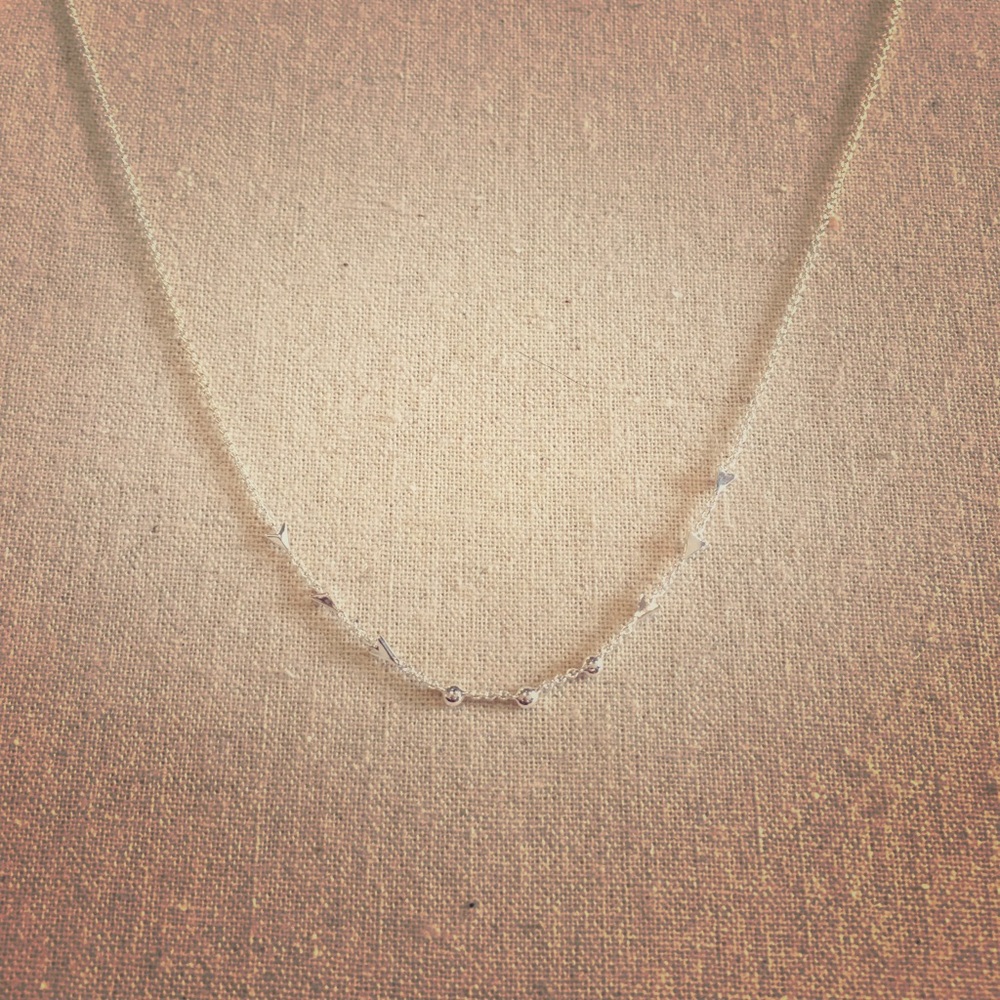 Stella and dot delicate layering necklace